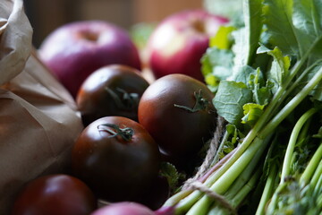 natural organic vegetables photos out of focus, Marche Marketplace.