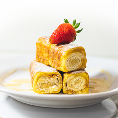 French Rolled Toasts with Strawberry 