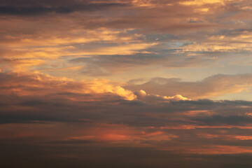 Fototapeta premium Natural sunset in orange and pink colors