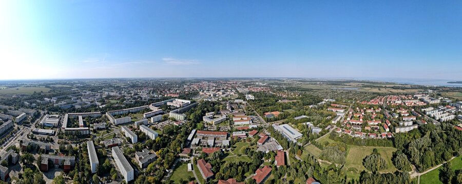 Greifswald, Panoramablick Sch&ouml;nwalde 2 zur Altstadt 2020