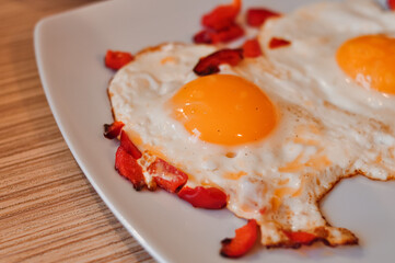 fried eggs with bacon