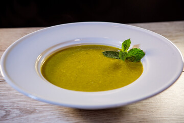 vegetable cream soup rich green