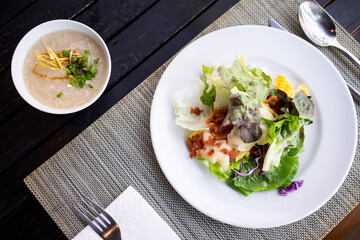Breakfast for good health and weight control