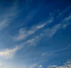 Obraz premium blue sky with clouds good for background
