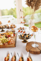 table setting.  Decorating tables. Wedding decor. Holiday dishes. Catering. dishes