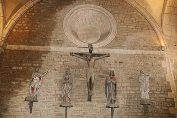 L'église collégiale Saint Lazare d'Avallon, de style roman, ville de Avallon, département de...