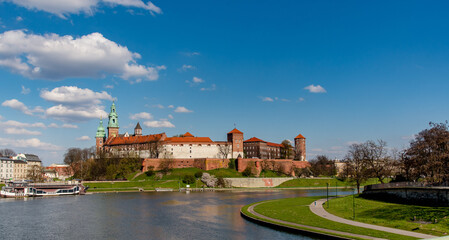 Fototapeta premium Wawel Castle, famous landmark in Krakow Poland. 