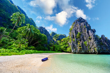 Hidden beach in Matinloc Island, El Nido, Palawan, Philippines - Paradise lagoon and beach in...