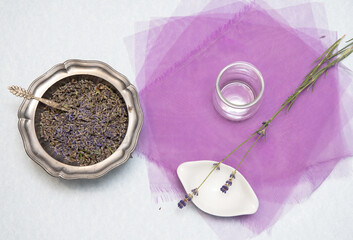 handmade lavender sachet DIY, step by step instructions, purple,flat lay