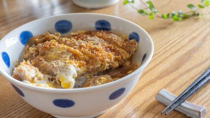 日本の料理・カツ丼