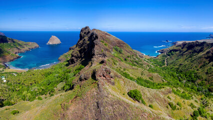 image aérienne de la vallée de HANE sur l'ile de UA HUKA archipel de marquises polynesie francaise