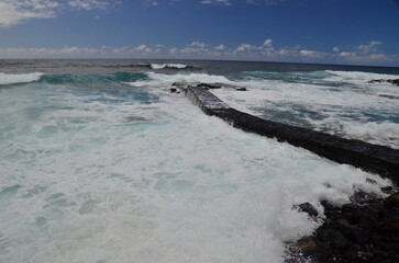 OLEAJE EN LA COSTA DE LA ISLA DE TENERIFE