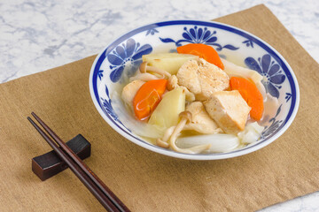 チキンと野菜のスープ