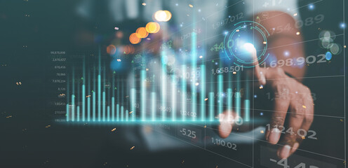 online stock trading business ideas Businessmen show the trend of driving digital currency to develop financial technology investment business. , online currency trading , market analysis
