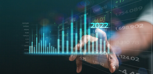 online stock trading Businessmen show trends driving cryptocurrency to develop financial technology investment business, online currency trading, market analysis, business concept 2022.
