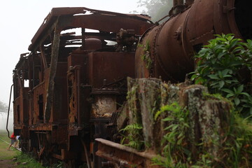 Fototapeta na wymiar old rusty train