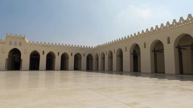 Deserted courtyard of Al-Hakim Mosque, Cairo in Egypt. Panning