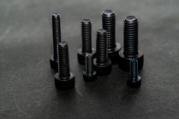 色々なサイズのボルト