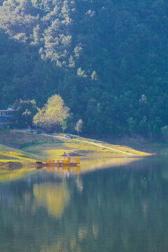 Shaanxi yinghu lake scenery like a painting