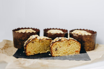 The baker made a few sweets for the visitors of the bakery.