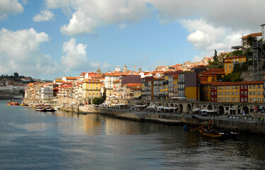 Fototapeta na wymiar Oporto. Ciudad de Portugal