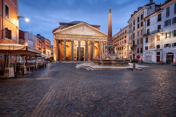 Fototapeta na wymiar Rome, Italy at The Pantheon, an Ancient Roman Temple