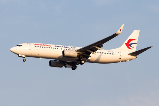 China Eastern Airlines Boeing 737-800