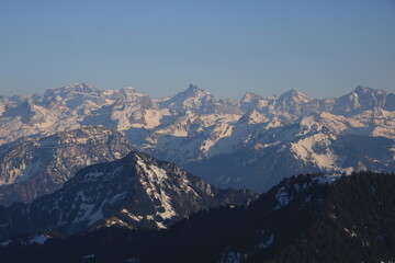 Fototapeta na wymiar Mountain ranges seen from Rigi Kulm, Switzerland.