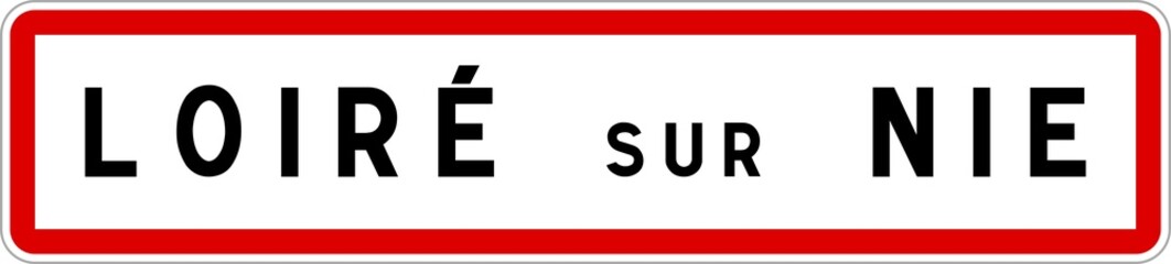 Panneau entrée ville agglomération Loiré-sur-Nie / Town entrance sign Loiré-sur-Nie