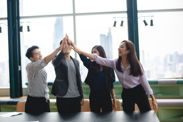 Obraz premium business group person teamwork successful concept, corporate team meeting at modern office