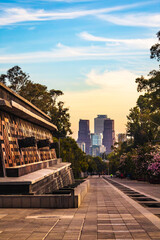 segunda sección del bosque de chapultepec, edificio con arquitectura antigua mexica