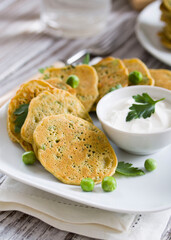 Chickpea pancakes with green peas