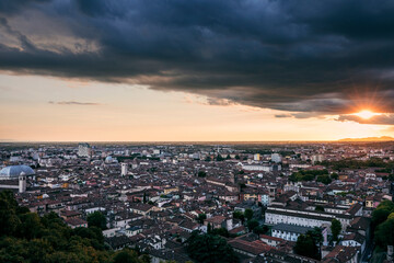 Fototapeta premium sunset over the city