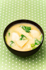家庭料理　蕪とオカラの味噌汁　日本　和食