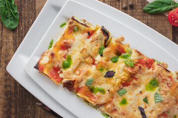 Cannelloni with spinach and cheese