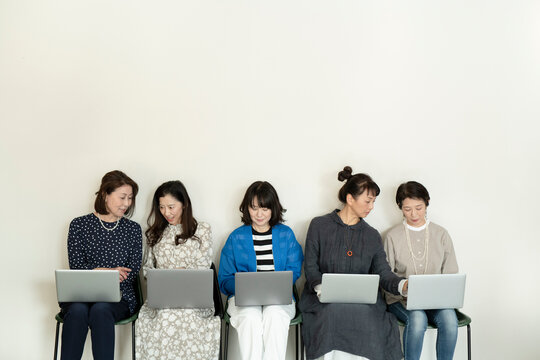 Laptop Computers and Women