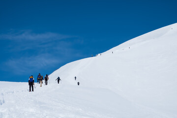 Fototapeta na wymiar 雪山の登山風景