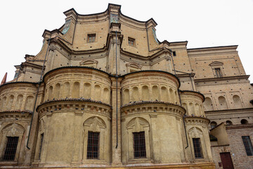 Fototapeta na wymiar The Santissima Annunziata church in Parma, Emilia-Romagna, Italy