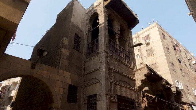 Historic building facade, Islamic architecture in Al-Mu'izz's Cairo, Egypt - Tilt-up