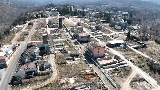 Amatrice, i resti del centro storico a 6 anni dal terremoto.
Vista aerea delle macerie di Amatrice nel 2022.