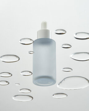 Bottle with Hyaluronic acid near drops