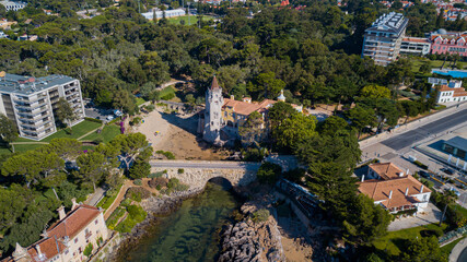 Fototapeta premium big castle in middle of marine at Cascais