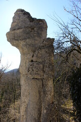 La Roche virante et la forêt de Lantenay (Bourgogne)