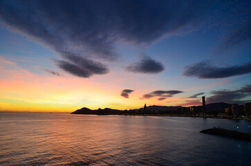 Paisaje de atardecer en Benidorm
