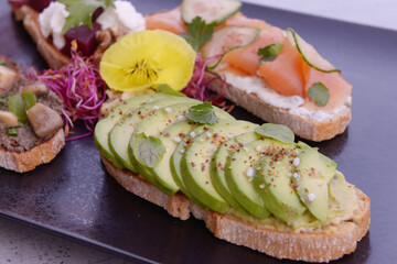 tapas avocat saumon
