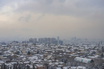 General view of a snowed city