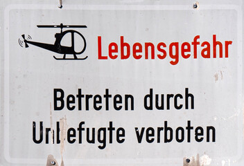 Hubschrauberlandeplatz Betreten verboten