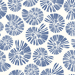 Sea shells and fossils vector seamless pattern. Summer beach hand-drawn doodle seaside print. Ocean fashion textile monochrome blue and white colors. Seashore elements design for fabrics, wallpaper