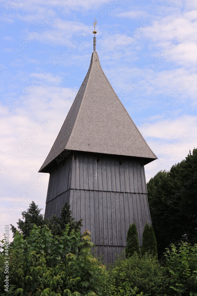 Wall mural Historischewr Kirchturm aus Holz auf der Ostseeinsel Fehmarn