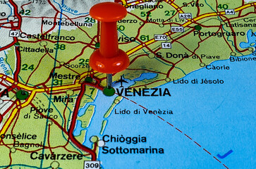 Location of the Venezia (Venice) city in Italy on the map